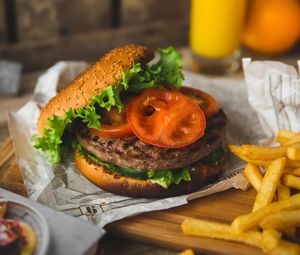 Preview wallpaper burger, cutlet, meat, vegetables, juicy