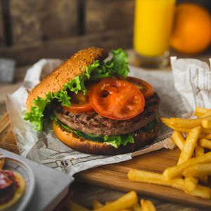 Preview wallpaper burger, cutlet, meat, vegetables, juicy