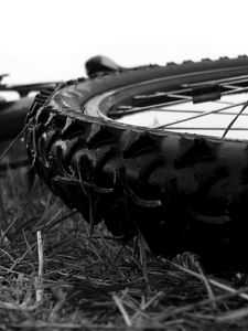 Preview wallpaper bus, spikes, wheel, bicycle, black and white