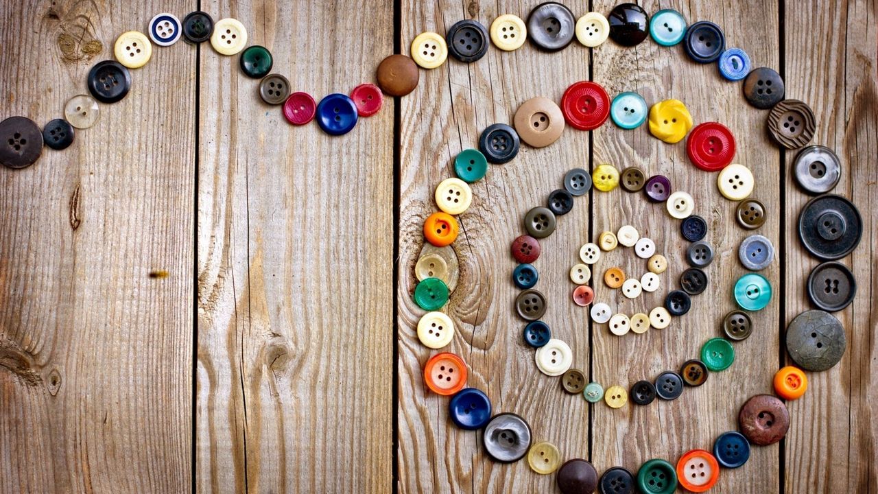 Wallpaper buttons, scroll, colorful, wooden floor