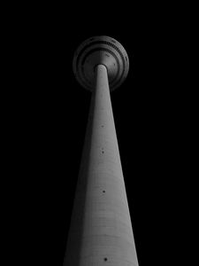 Preview wallpaper bw, tower, building, structure, architecture