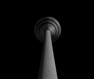 Preview wallpaper bw, tower, building, structure, architecture
