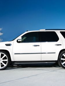 Preview wallpaper cadillac, escalade, white, wheels, profile, roof, parking