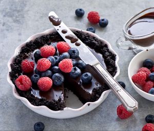 Preview wallpaper cake, berries, chocolate, blueberries, raspberries