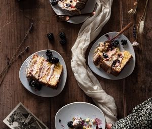 Preview wallpaper cake, berries, plates, dessert