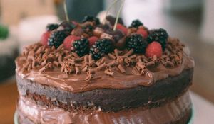 Preview wallpaper cake, chocolate, berries, dessert