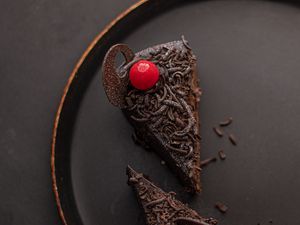 Preview wallpaper cake, chocolate, cherry, dessert