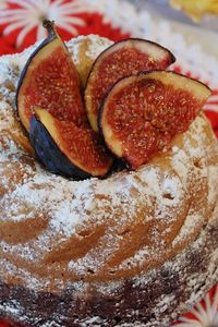 Preview wallpaper cake, figs, sugar powder, flowers