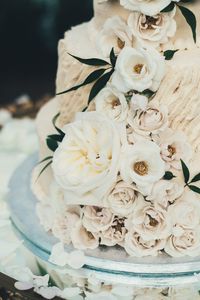 Preview wallpaper cake, flowers, white, roses, decoration