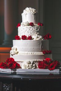 Preview wallpaper cake, roses, dessert, decoration