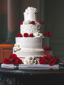 Preview wallpaper cake, roses, dessert, decoration