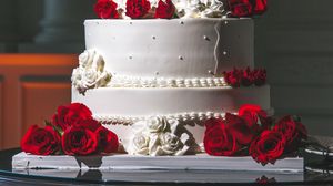 Preview wallpaper cake, roses, dessert, decoration