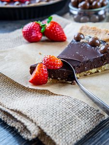 Preview wallpaper cake, strawberries, berries, dessert