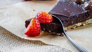 Preview wallpaper cake, strawberries, berries, dessert