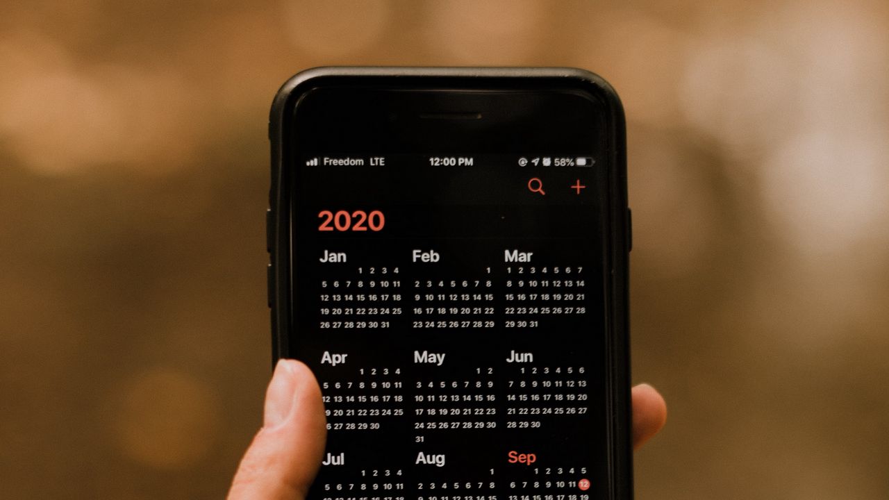 Wallpaper calendar, phone, screen, hand
