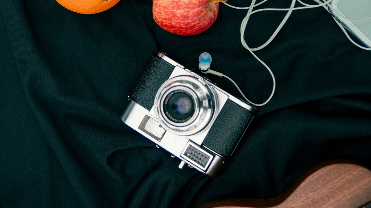 Wallpaper camera, apple, orange, headphones, guitar