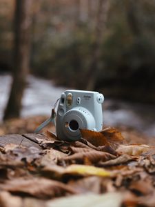 Preview wallpaper camera, autumn, foliage