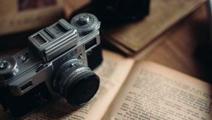 Preview wallpaper camera, book, old, retro, vintage