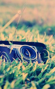 Preview wallpaper camera, grass, lens