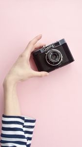 Preview wallpaper camera, hand, pink, minimalism, style