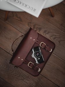 Preview wallpaper camera, lens, bag, floor, old, leather, accessory