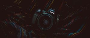 Preview wallpaper camera, lens, dark