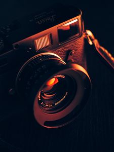 Preview wallpaper camera, lens, dark, glare
