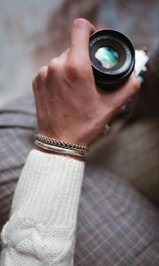 Preview wallpaper camera, lens, hand