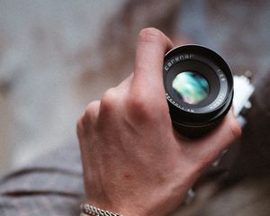 Preview wallpaper camera, lens, hand