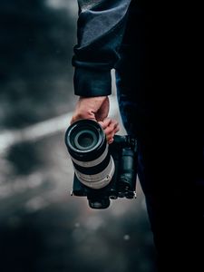 Preview wallpaper camera, lens, hand, focus