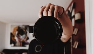 Preview wallpaper camera, lens, man