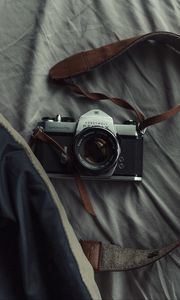 Preview wallpaper camera, lens, strap, photography