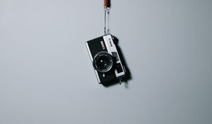 Preview wallpaper camera, lens, wall