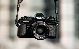 Preview wallpaper camera, retro, blur, belt