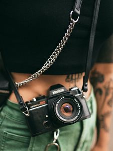 Preview wallpaper camera, retro, chain, girl