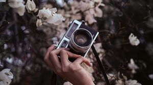 Preview wallpaper camera, retro, hand, flowers, bloom