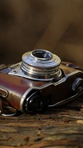 Preview wallpaper camera, retro, old, blur, brown