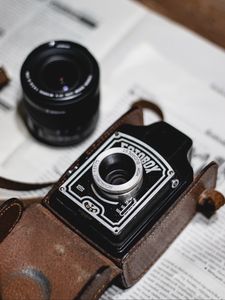 Preview wallpaper camera, retro, vintage, lens, case