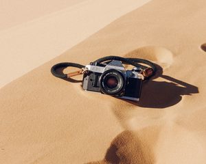 Preview wallpaper camera, sand, dunes