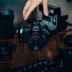Preview wallpaper camera, technique, hand, lens