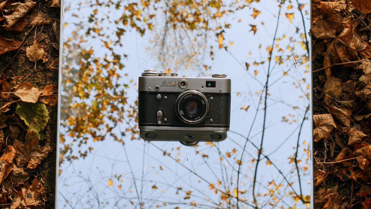 Wallpaper camera, vintage, retro, autumn, leaves