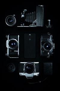 Preview wallpaper cameras, vintage, smartphone, retro, bw