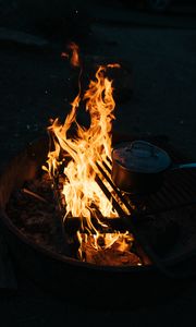 Preview wallpaper campfire, camping, fire, dishes, night