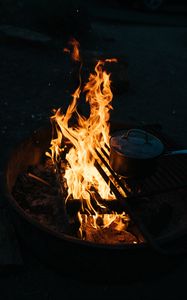 Preview wallpaper campfire, camping, fire, dishes, night