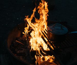 Preview wallpaper campfire, camping, fire, dishes, night