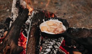 Preview wallpaper camping, bonfire, breakfast, nature