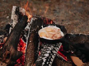 Preview wallpaper camping, bonfire, breakfast, nature