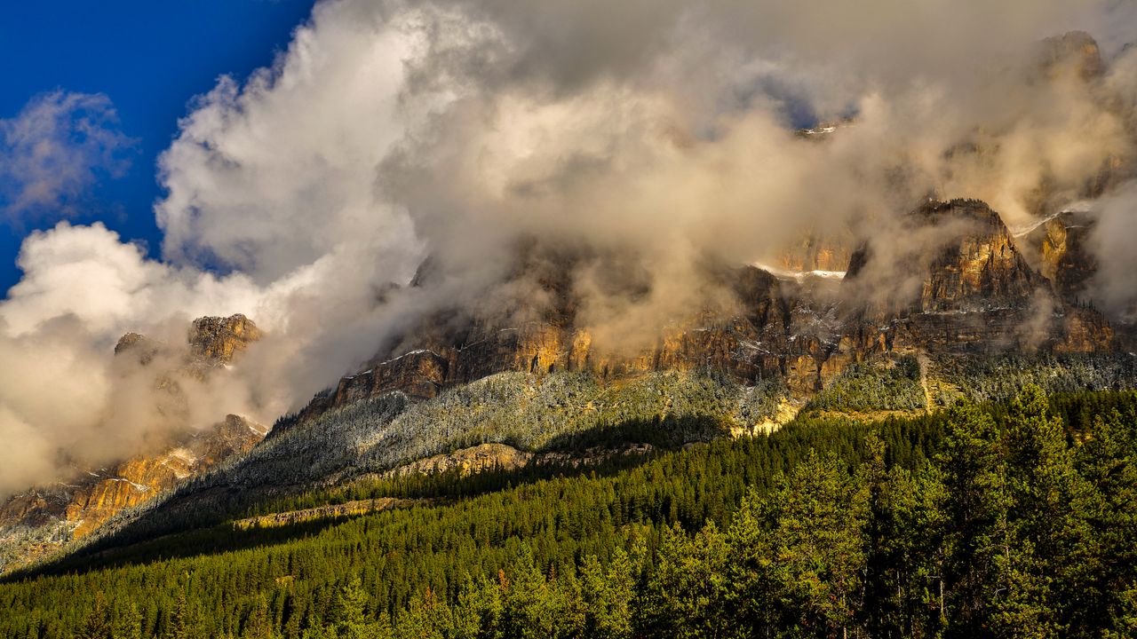 Wallpaper canada, banff national park, mountains, fog, grass