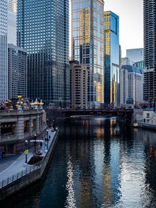 Preview wallpaper canal, bridge, buildings, embankment, city, chicago, usa