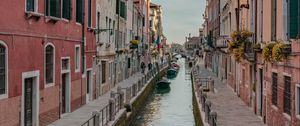 Preview wallpaper canal, building, street, venice, italy